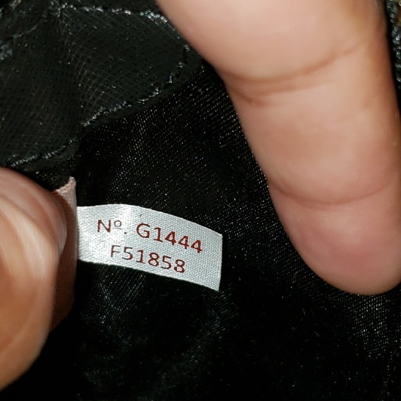 Coach Darcy Bow East Crossbody - Picture 3 of 4